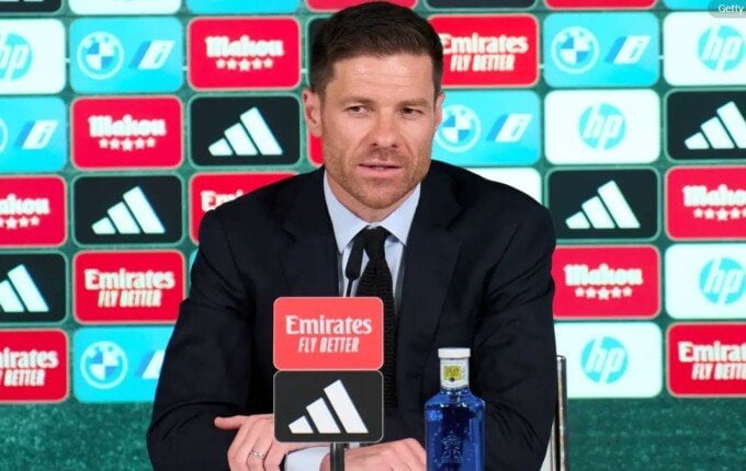 ألونسو: حماس كبير لانطلاق الدوري ضد أوساسونا في ملعبنا وبين جمهورنا