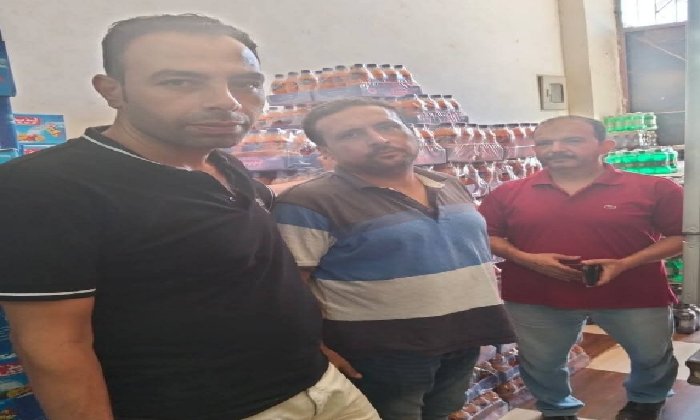 إحباط تهريب 1273 عبوة عصائر مجهولة ومواد غذائية فاسدة في كفر الدوار ورشيد