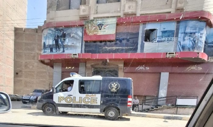 إغلاق أكاديمية سوهاج إثر مأساة غرق طالبات في شاطئ أبو تلات