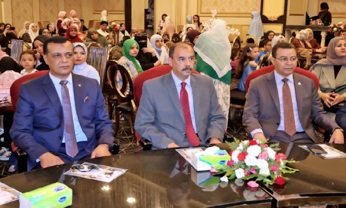 احتفال تكريم أوائل الشهادات بمدرسة الأرقم للبنات بحضور محافظ سوهاج