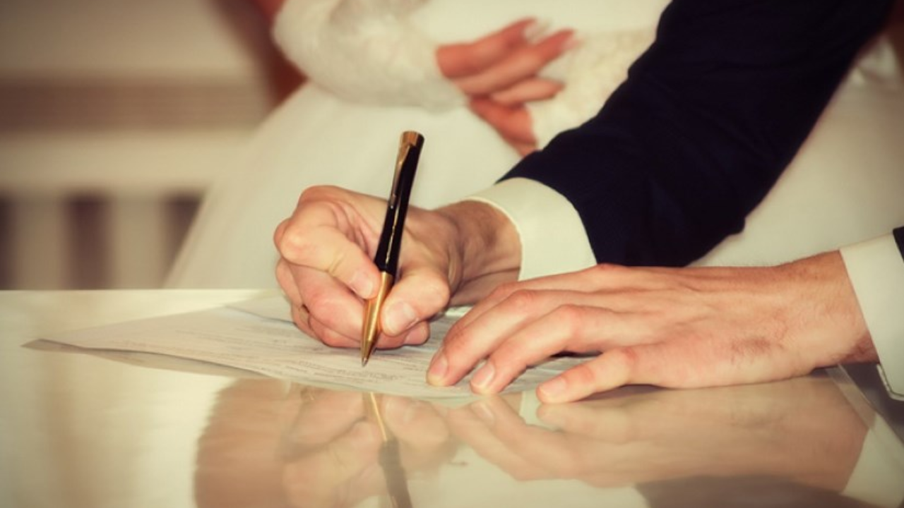 خدمة جديدة من الداخلية.. استخراج بدل فاقد لقسيمة الزواج إلكترونيًا في 3 أيام فقط