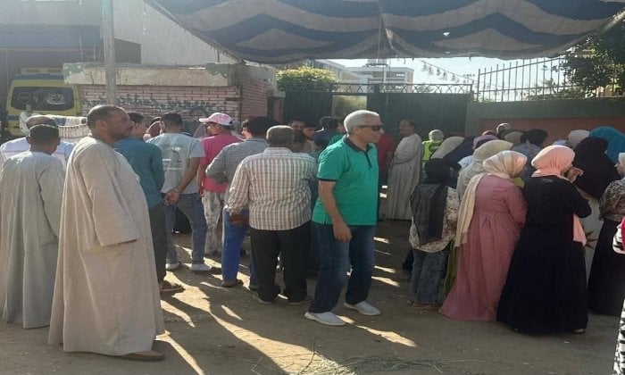 استقبال المواطنين في لجان إعادة انتخابات الشيوخ ببني سويف