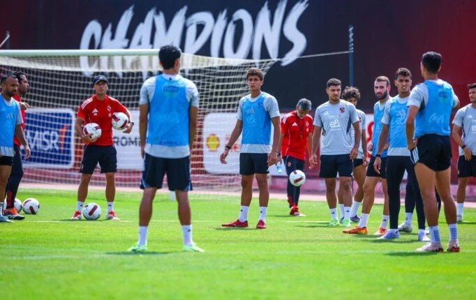 الأهلي يُكثف تحضيراته لمواجهة فاركو في الدوري
