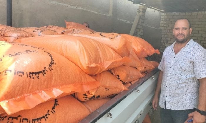 الإطاحة بشبكة لتهريب 2 طن من الأسمدة المدعمة في البحيرة