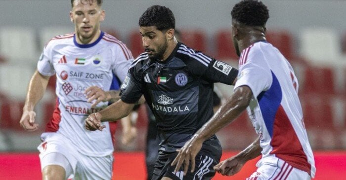 الجزيرة يتفوق على الشارقة بجهود إبراهيم عادل والنني في الدوري الإماراتي
