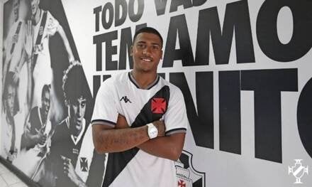 الزمالك في الطريق لتوقيع صفقة مع الجناح البرازيلي خوان ألفينا بيزيرا