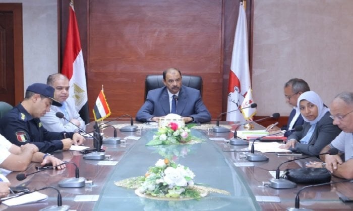 تحديثات جديدة لشارع المحطة في سوهاج: محافظ المدينة يستعرض الأفكار التطويرية