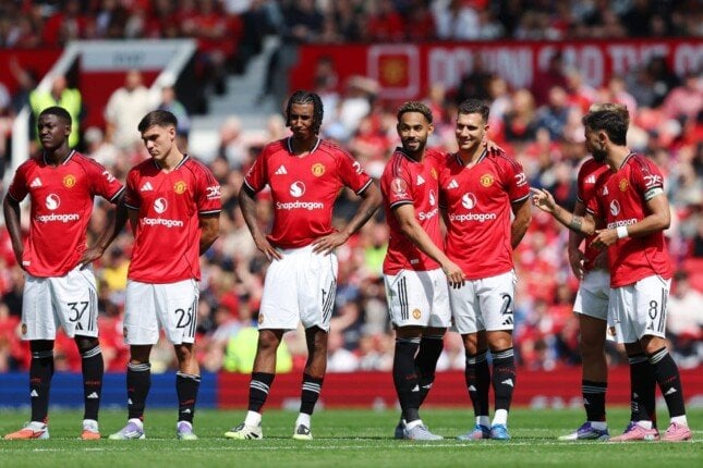 تشكيلة مانشستر يونايتد استعدادًا لمواجهة جريمسبي تاون في كأس الكأس