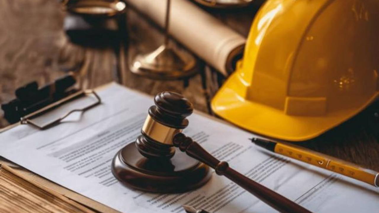 تعديلات قانون العمل الجديد نظام مختلف لإجازات الوضع والأبوة يبدأ تطبيقه الشهر المقبل 5 تعديلات قانون العمل الجديد نظام مختلف لإجازات الوضع والأبوة يبدأ تطبيقه الشهر المقبل