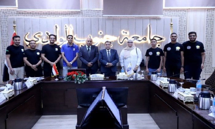 جامعة جنوب الوادي تصل إلى ربع النهائي في المسابقة العربية والأفريقية للبرمجة