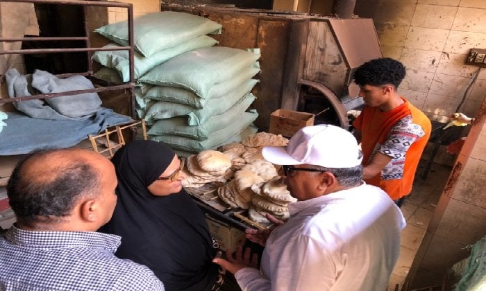 جولة مفاجئة لمحافظ الدقهلية لتفقد جودة الخبز في المنصورة
