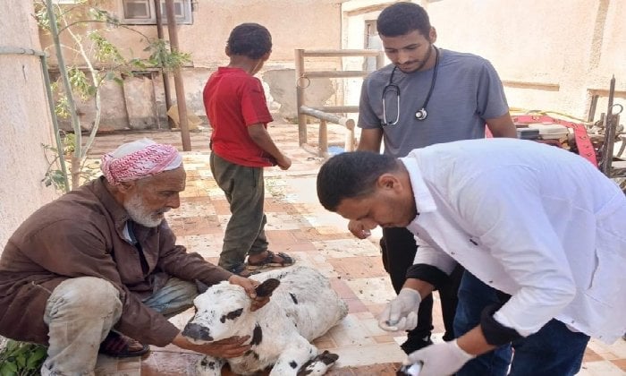 خدمات جامعة مطروح تصل قرى أم الرخم وزاوية العوامة