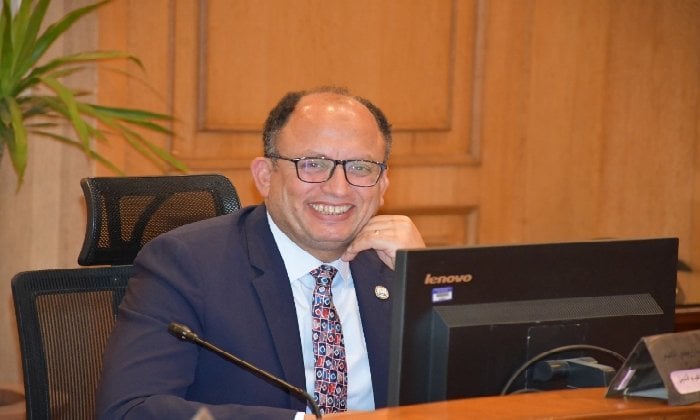 رئيس جامعة حلوان: تطوير المجمع الطبي لتعزيز خدمات الرعاية الصحية في جنوب القاهرة وشمال الصعيد