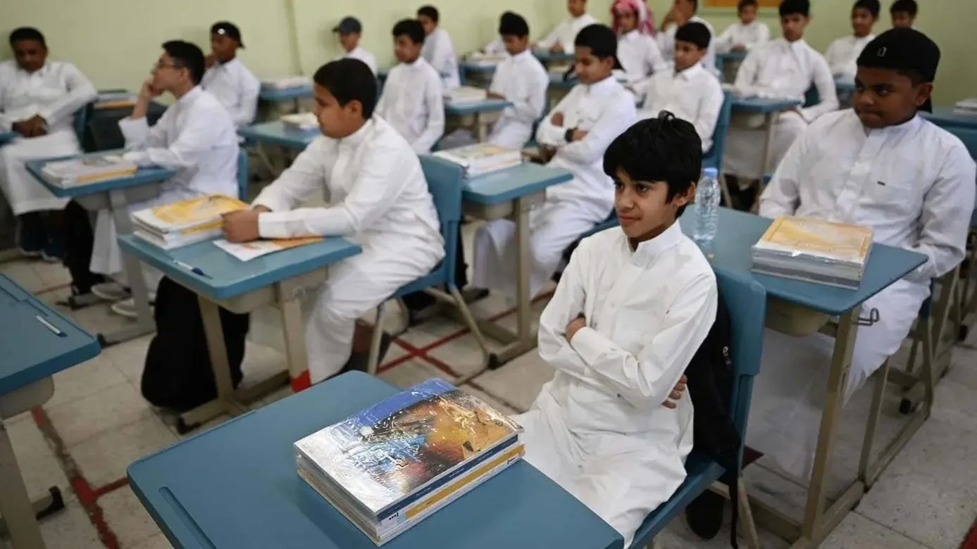 عودة الاختبارات النهائية في السعودية 1447.. تفاصيل المواد لكل مرحلة من الابتدائية للثانوية 5 عودة الاختبارات النهائية في السعودية 1447.. تفاصيل المواد لكل مرحلة من الابتدائية للثانوية
