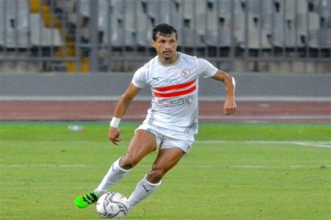 فرج عامر يكشف سر تأخر انضمام طارق حامد للزمالك: هدية غير متوقعة!