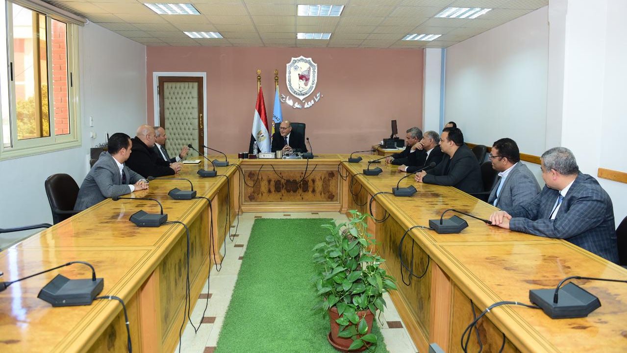 المجلس الأعلى للجامعات يحدد قواعد جديدة لترقيات أعضاء هيئة التدريس واعتماد شهادات أيزو للأمانة العامة 5 المجلس الأعلى للجامعات يحدد قواعد جديدة لترقيات أعضاء هيئة التدريس واعتماد شهادات أيزو للأمانة العامة