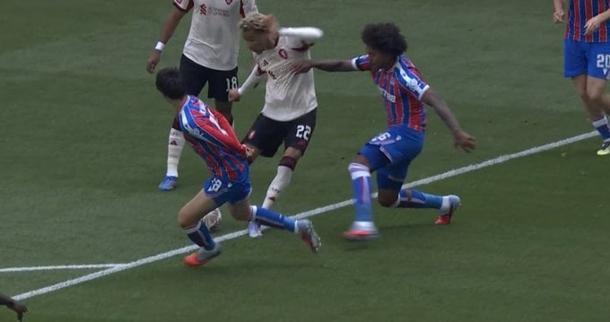 ليفربول يبدأ بقوة في كأس الدرع الخيرية بتوقيع إيكيتيكي ضد كريستال بالاس
