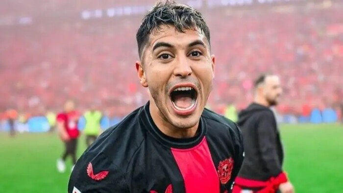 ليفركوزن يؤكد بقاء بالاسيوس وسط شائعات الرحيل