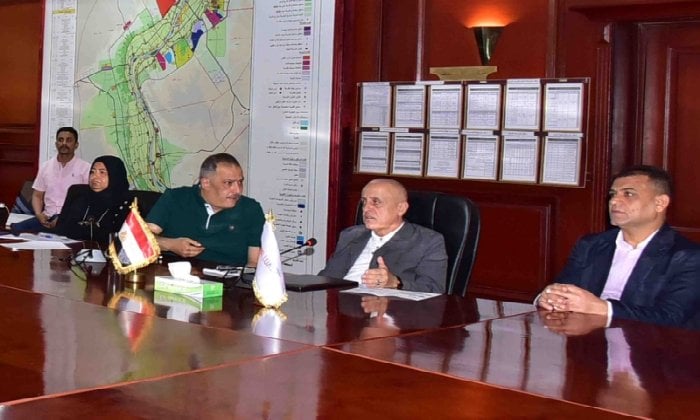 محافظ الأقصر يتفقد مشاريع مياه الشرب والصرف الصحي