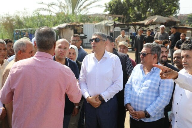 محافظ الجيزة يطلق إجراءات لتأمين مرور المواطنين في محطة قطار نكلا