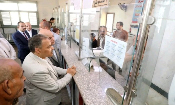 محافظ الشرقية يزور أبو حماد لمتابعة الخدمات التقنية واستجابة لاحتياجات المواطنين