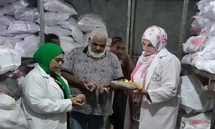 مصادرة 4 أطنان من الأغذية الفاسدة في الشرقية