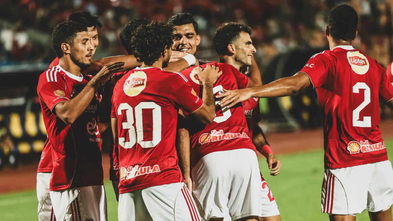 الأهلي يواجه بيراميدز في قمة الدوري المصري.. ساعة الصفر لتصحيح الأوضاع 23 الأهلي يواجه بيراميدز في قمة الدوري المصري.. ساعة الصفر لتصحيح الأوضاع