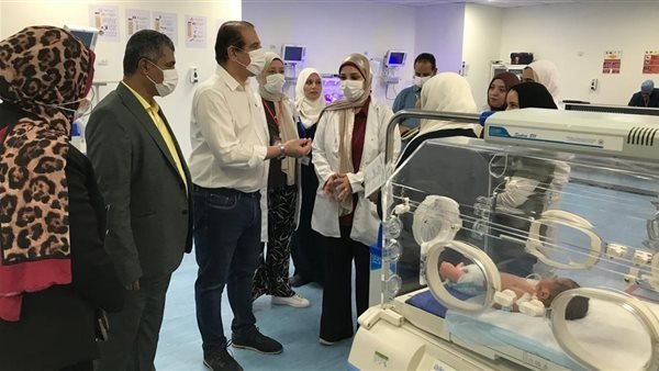 نائب وزير الصحة يزور منشآت المنيا الطبية ويمنح مهلة 45 يومًا للتحسينات