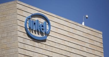 تحالف استراتيجي بين إنفيديا وإنتل بقيمة 5 مليارات دولار لتطوير اللابتوبات