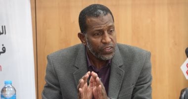 ربيع ياسين نجم الأهلي الأسبق يحتفل بمرور 65 عاما في مسيرته الرياضية