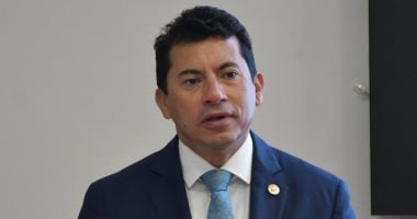 وزير الرياضة يوضح أن تعديل قانون الرياضة لا يهدف لبند الـ8 سنوات