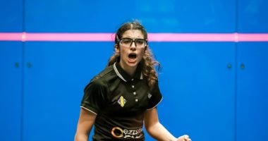 أمينة عرفي تتأهل لمواجهة نيلي جليس في نهائي بطولة لندن للاسكواش