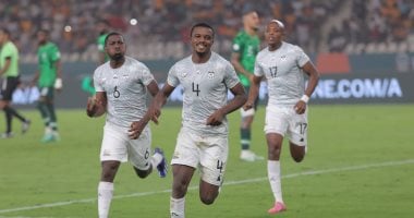 فيفا يفرض خصم ثلاث نقاط على منتخب جنوب أفريقيا في تصفيات كأس العالم 2026 5 فيفا يفرض خصم ثلاث نقاط على منتخب جنوب أفريقيا في تصفيات كأس العالم 2026