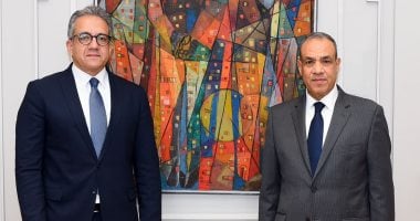 استقبال وزير الخارجية للمرشح المصري لدائرة مدير عام اليونسكو