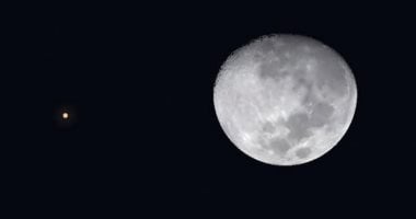 قمر الليلة يكتمل في سماء الأرض ترقبوا تفاصيل حدث فلكي مميز 5 قمر الليلة يكتمل في سماء الأرض ترقبوا تفاصيل حدث فلكي مميز