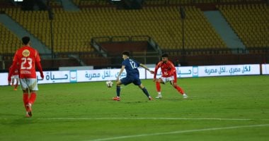 الأهلي وإنبي يتقاسمون النقاط بعد تعادل سلبي في بداية المباراة