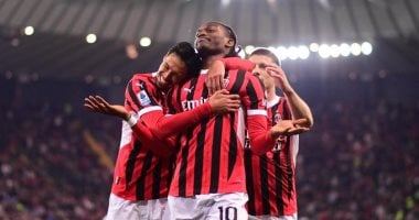 ميلان ينطلق بقوة ضد بولونيا في صراع الدوري الإيطالي الممتع