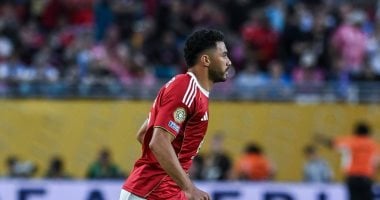 الأهلي يتجاهل ياسر إبراهيم وأشرف داري في تشكيلة مواجهة إنبي بالدوري