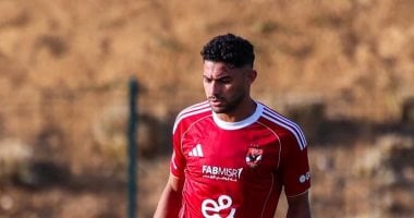 ياسر إبراهيم يستعد لتعزيز دفاع الأهلي في مواجهة سيراميكا