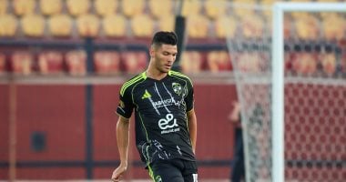 مصدر يكشف أسباب تأخر أشرف داري عن العودة للأهلي وموقفه من القاهرة