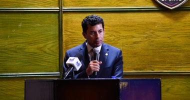 أشرف صبحى يؤكد دور الأندية الاستثمارية في تقليل البطالة ودعم الجميع بالتساوي