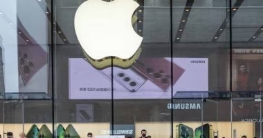 آبل تعلن عن تطوير أداة مشابهة لـ ChatGPT لتحسين أداء سيري 5 آبل تعلن عن تطوير أداة مشابهة لـ ChatGPT لتحسين أداء سيري