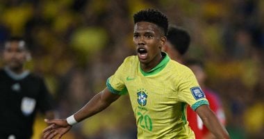 استيفاو ينافس بيليه ورونالدو في قائمة أساطير البرازيل الرياضية