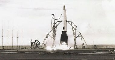 اطلاق أول صاروخ V2 في البحر يعيد للأذهان أحداثا تاريخية مثيرة 5 اطلاق أول صاروخ V2 في البحر يعيد للأذهان أحداثا تاريخية مثيرة