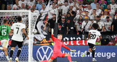 ألمانيا وأيرلندا الشمالية تتعادلان في الشوط الأول بهدف لكل فريق