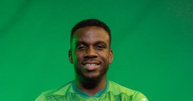 المصري يحصل على البطاقة الدولية للاعب النيجيري كينجسلى إيدوو