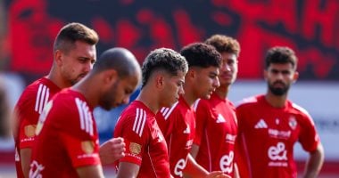 الأهلي يستعد لمواجهة الشباب ويدرس جاهزية لاعبيه في مباراة ودية