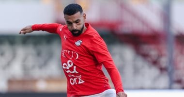 محمد صلاح يغادر بوركينا فاسو بطائرة خاصة في طريقه لإنجلترا