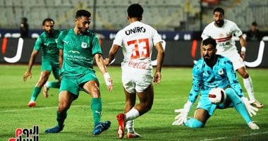 الزمالك يواجه الإسماعيلي في مباراة ناربة بالدوري المصري الممتاز 1 عبد الله السعيد يحرز الهدف الثالث للزمالك أمام المصري من ركلة جزاء