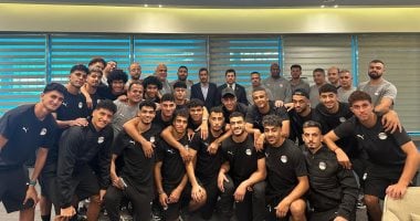 وزير الرياضة يدعم منتخب الشباب قبل المغادرة لخوض غمار المونديال